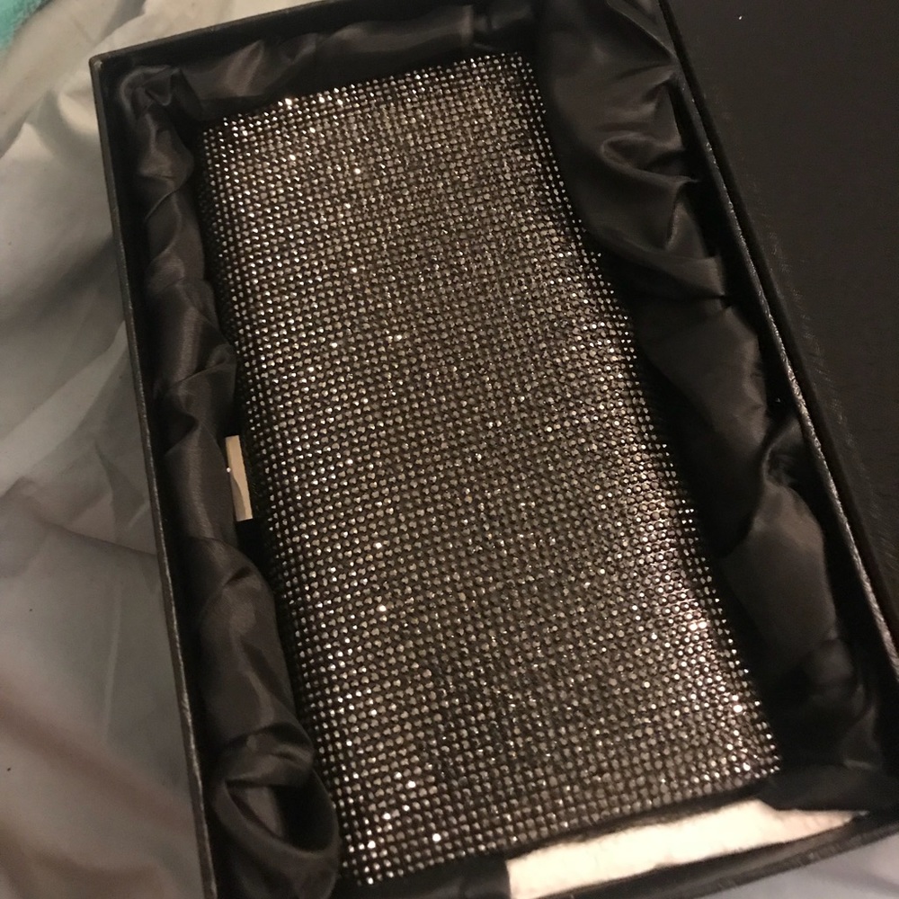 Sparkly clutch